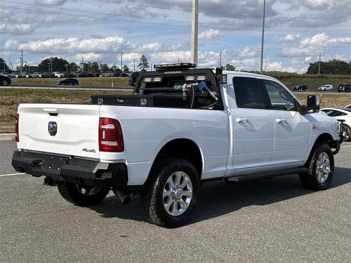 2024 RAM 2500 Laramie Crew Cab 4x4 6'4' Box