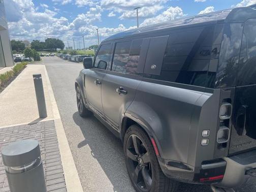 2024 Land Rover Defender 110 P525 Carpathian Edition