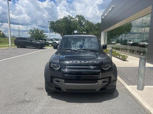 2024 Land Rover Defender 110 P525 Carpathian Edition