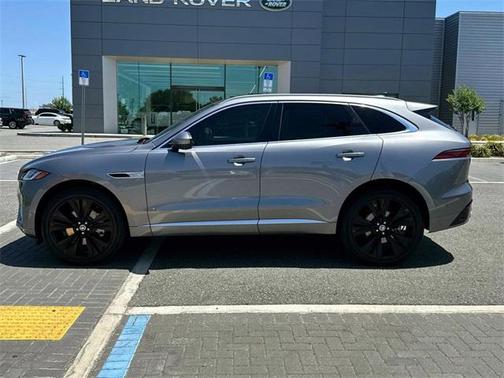 2024 Jaguar F-PACE R-Dynamic S