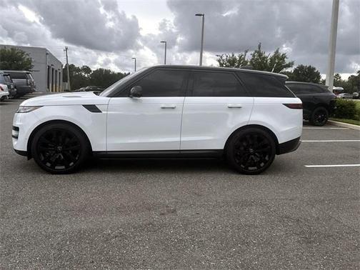 2024 Land Rover Range Rover Sport SE