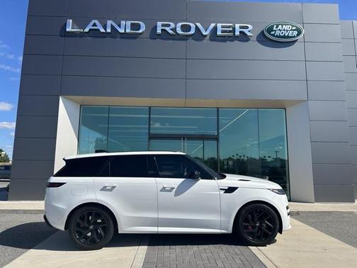 2023 Land Rover Range Rover Sport SE