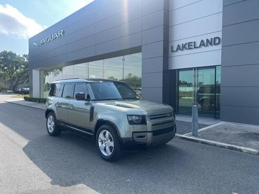 2025 Land Rover Defender 110 P400 X-Dynamic SE