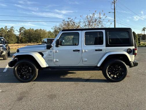 2022 Jeep Wrangler Unlimited 4xe Sahara