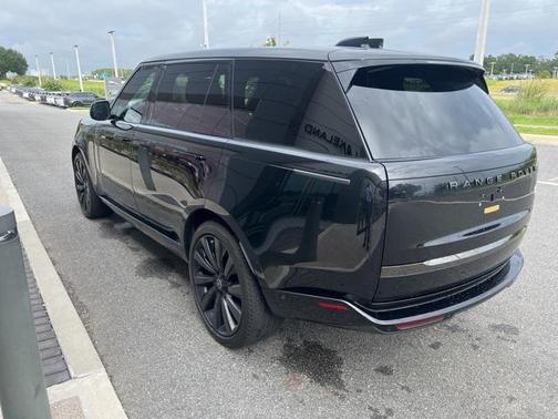 2023 Land Rover Range Rover SV