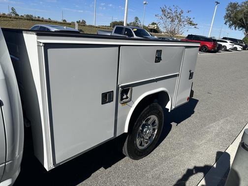 2024 RAM 3500 Tradesman Crew Cab 4x4 8' Box