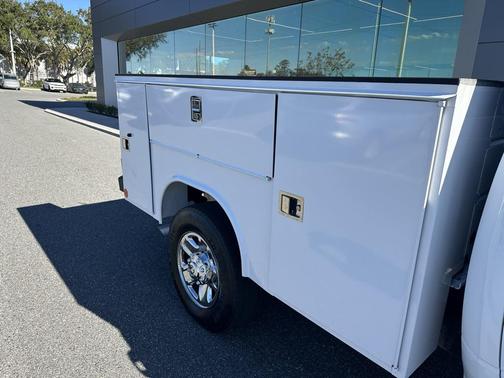 2024 RAM 3500 Tradesman Crew Cab 4x4 8' Box