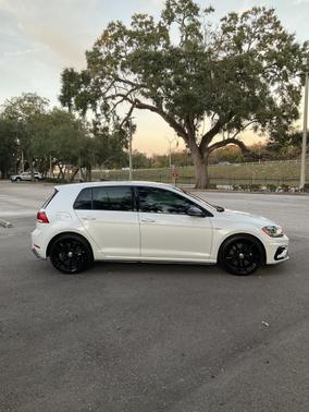 2019 Volkswagen Golf R 2.0T DSG