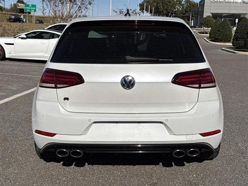 2019 Volkswagen Golf R 2.0T DSG