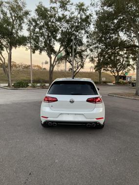 2019 Volkswagen Golf R 2.0T DSG