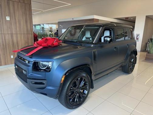 2026 Land Rover Defender OCTA