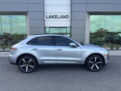 2024 Porsche Macan Base