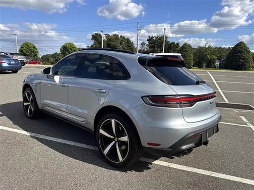 2024 Porsche Macan Base