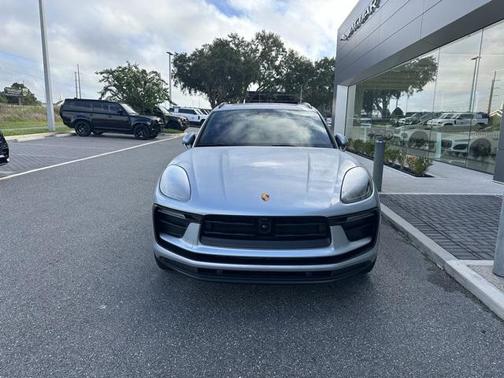 2024 Porsche Macan Base