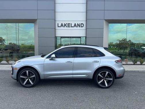 2024 Porsche Macan Base