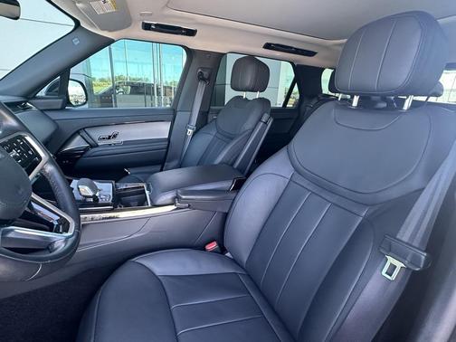 2024 Land Rover Range Rover Sport SE
