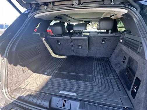 2024 Land Rover Range Rover Sport SE