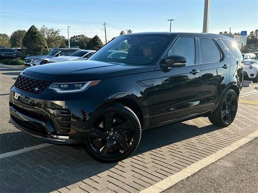 2025 Land Rover Discovery P360 Dynamic SE