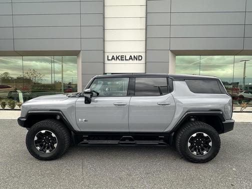 2024 GMC HUMMER EV SUV 2X