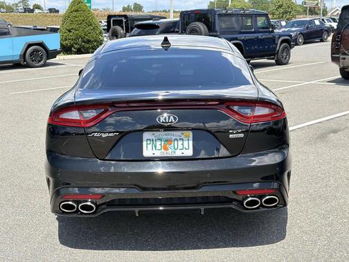 Aurora Black 2018 Kia Stinger GT2