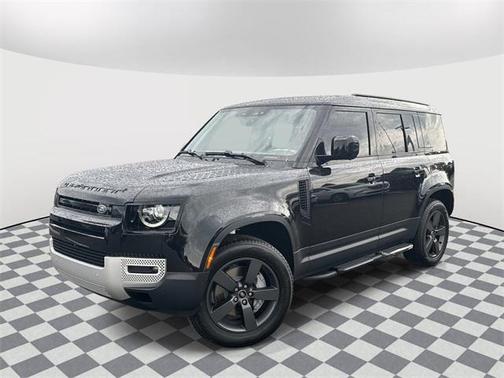 2025 Land Rover Defender 110 P300