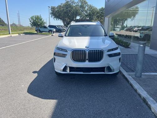 2024 BMW X7 xDrive40i