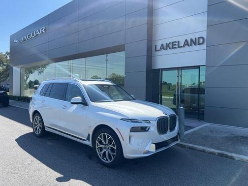 2024 BMW X7 xDrive40i