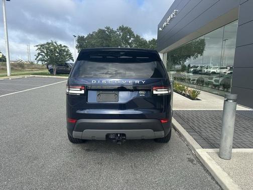 2018 Land Rover Discovery SE