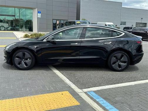 2019 Tesla Model 3 Mid Range