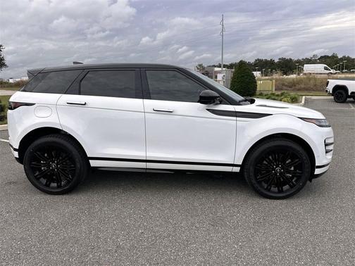 2026 Land Rover Range Rover Evoque Dynamic SE