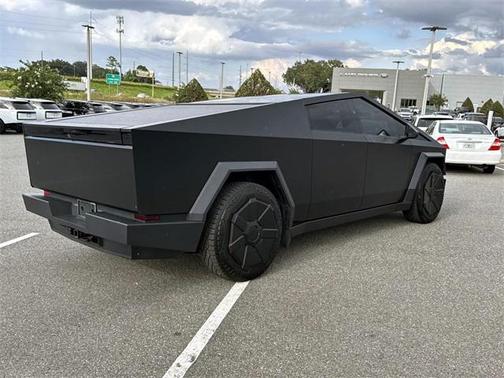 2024 Tesla Cybertruck Cyberbeast