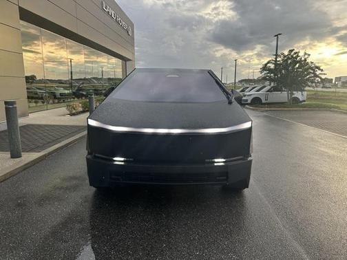 2024 Tesla Cybertruck Cyberbeast