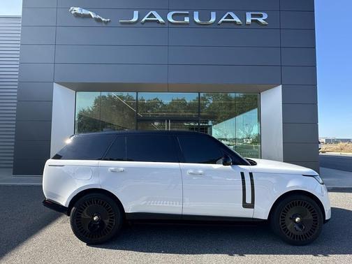 2023 Land Rover Range Rover Autobiography