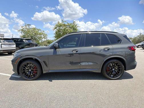 Dravit Grey Metallic 2023 BMW X5 M50i
