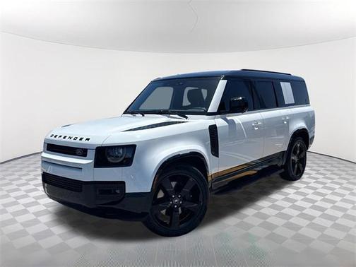 2025 Land Rover Defender 130 P400 X-Dynamic SE