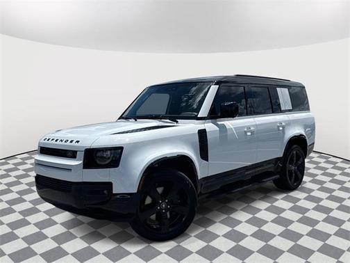 2025 Land Rover Defender 130 P400 X-Dynamic SE