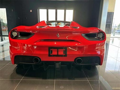 2019 Ferrari 488 Spider Base