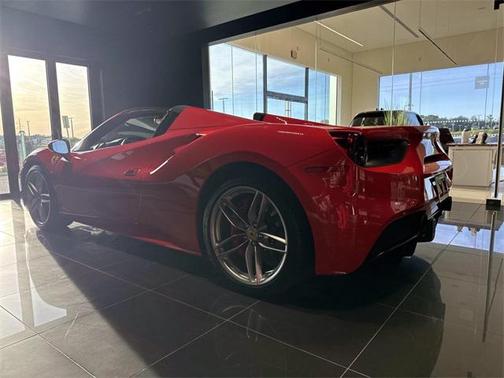 2019 Ferrari 488 Spider Base