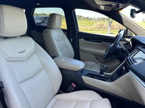 2019 Cadillac XT5 Base