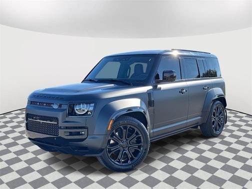 2026 Land Rover Defender 110 V8