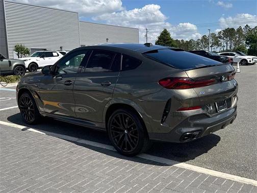 2024 BMW X6 M60i