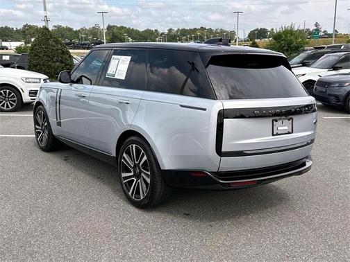2023 Land Rover Range Rover P400 SE