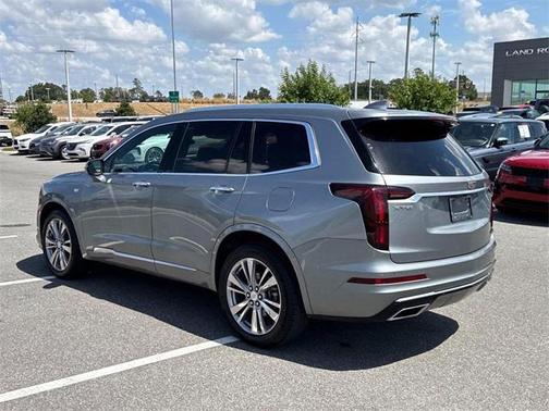 2023 Cadillac XT6 Premium Luxury FWD
