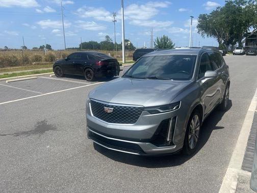 2023 Cadillac XT6 Premium Luxury FWD