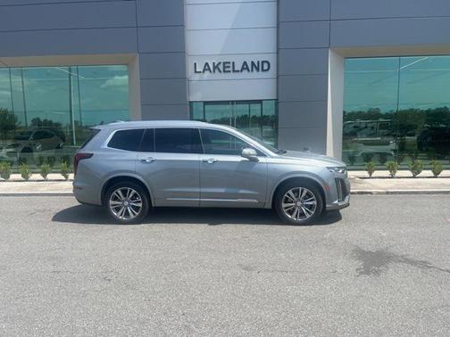 2023 Cadillac XT6 Premium Luxury FWD