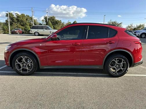 2023 Alfa Romeo Stelvio Ti
