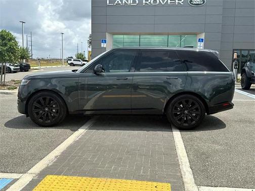 2023 Land Rover Range Rover P400 SE