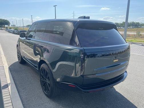 2023 Land Rover Range Rover P400 SE