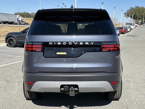2026 Land Rover Discovery S