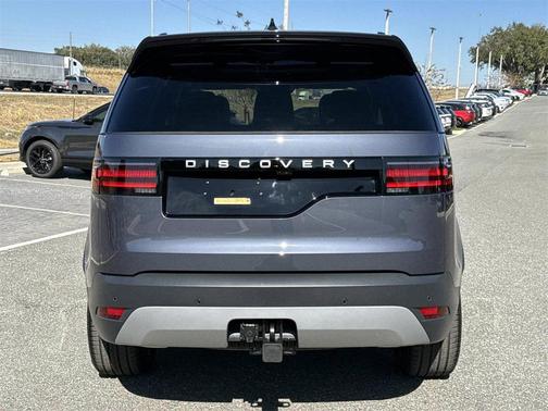 2026 Land Rover Discovery S